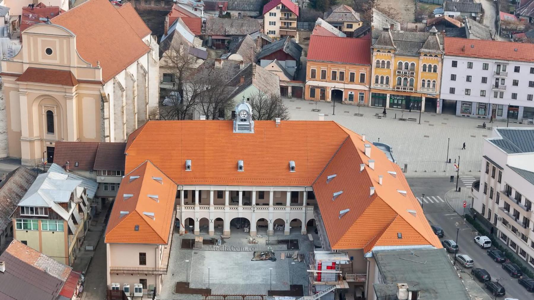Casa Thaja Centru Apartment Turda Exterior photo